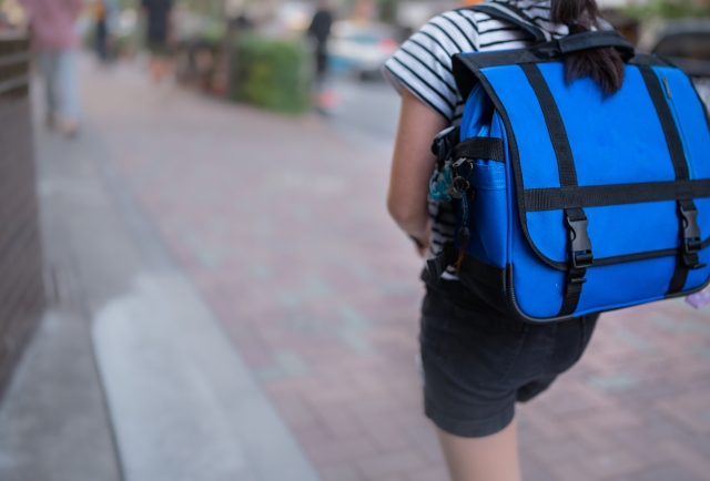 親が敷くレール